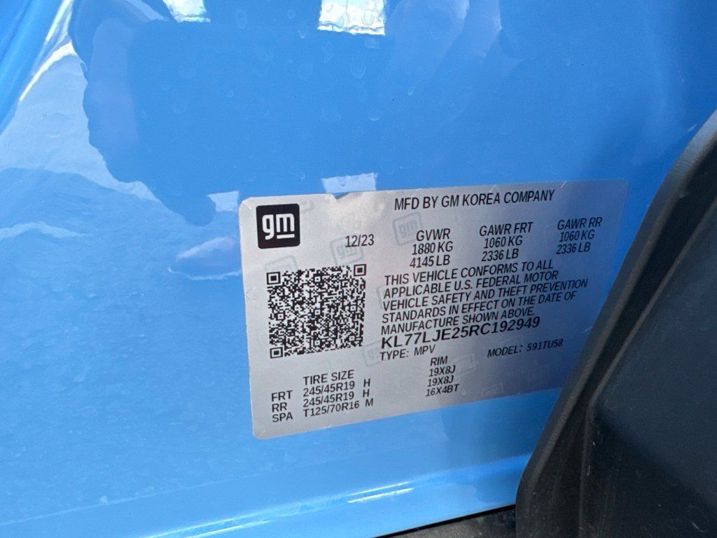 Used 2024 Chevrolet Trax RS w/ Driver Confidence Package FWD image 20