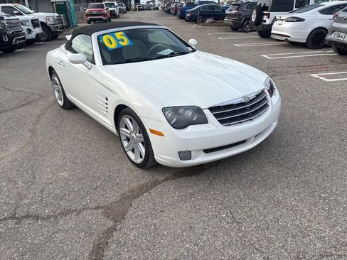 Used 2005 Chrysler Crossfire Limited image 1