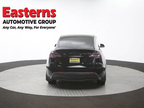 Used 2022 Tesla Model Y Long Range AWD/4WD image 31