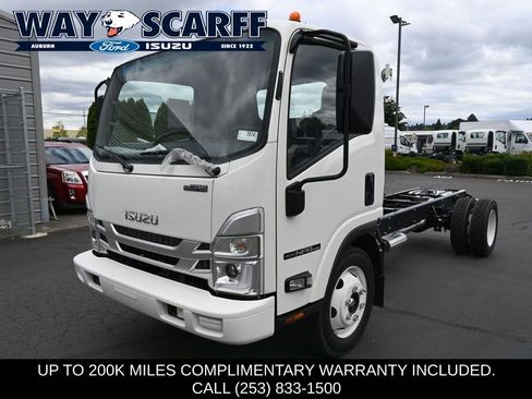 New 2025 Isuzu NPR image 1