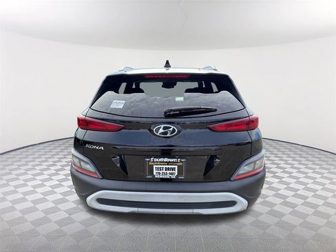 Used 2022 Hyundai Kona SEL image 6