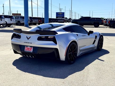 Used 2019 Chevrolet Corvette Grand Sport w/ Carbon Flash Badge Package image 9