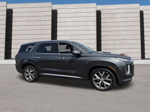 Used 2022 Hyundai Palisade Limited w/ Cargo Package AWD/4WD image 6