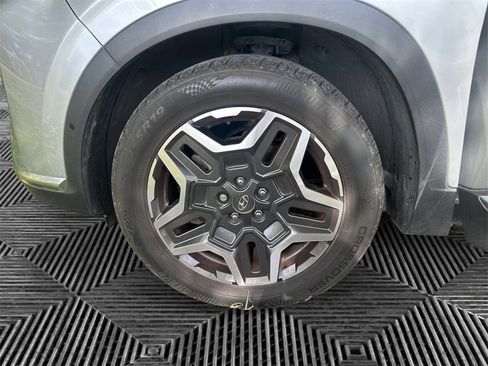 Used 2021 Hyundai Santa Fe Limited image 12