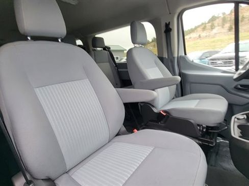 Used 2018 Ford Transit 350 XLT RWD image 41
