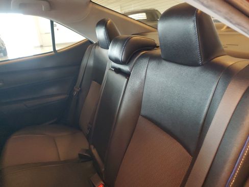 Used 2018 Toyota Corolla SE image 15