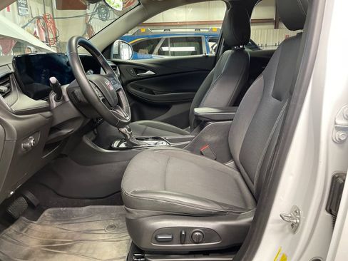 Used 2024 Buick Encore GX Preferred w/ Comfort Package AWD/4WD image 14