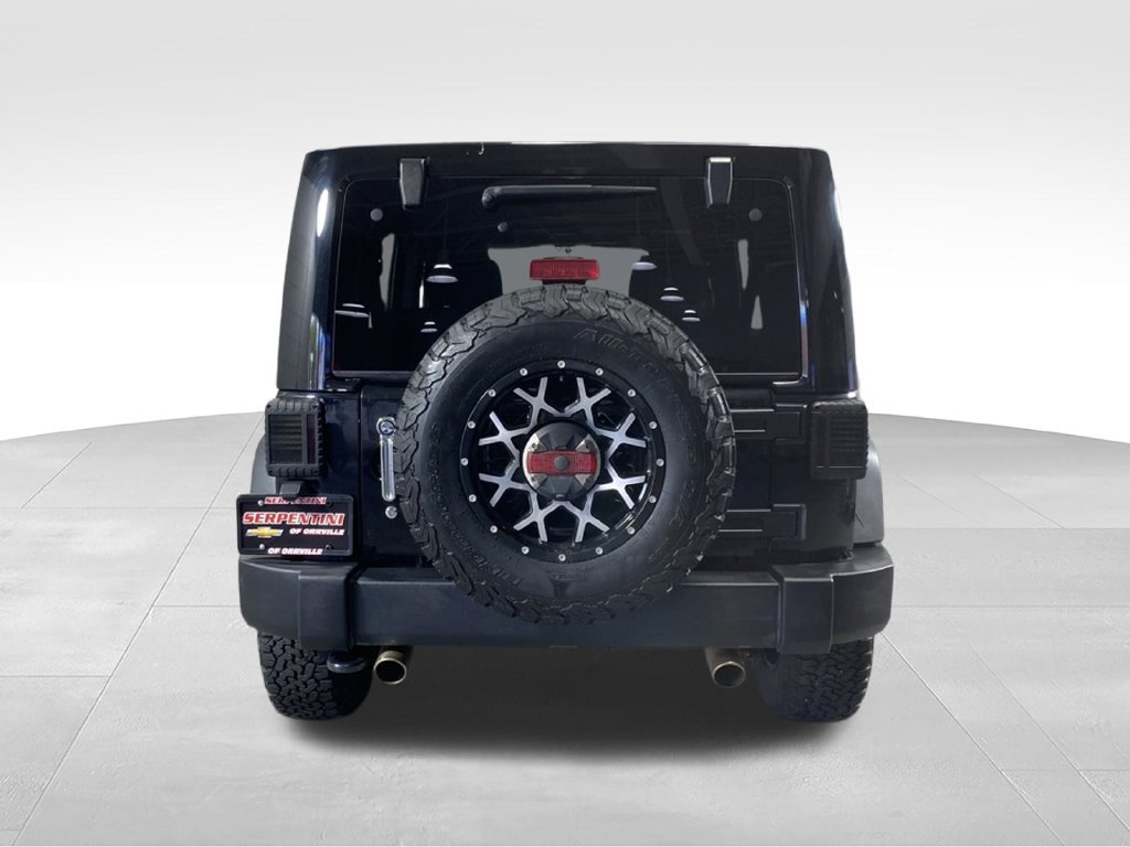 Used 2018 Jeep Wrangler Unlimited Rubicon w/ Cold Weather Group AWD/4WD image 8