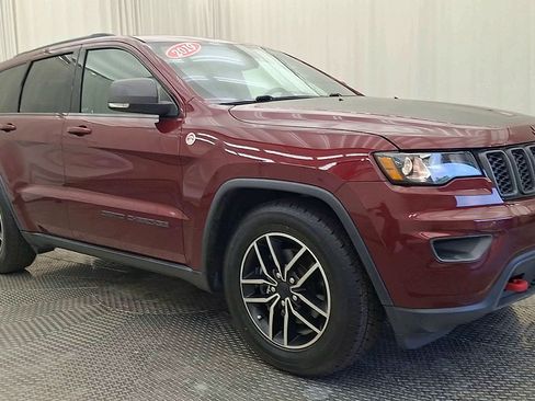 Used 2019 Jeep Grand Cherokee Trailhawk AWD/4WD image 7