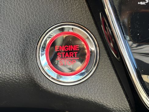 Used 2021 Honda HR-V EX image 26