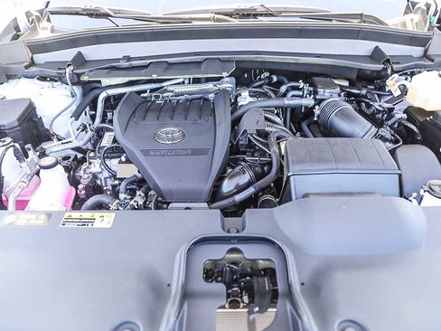 New 2026 Toyota Grand Highlander AWD Hybrid image 13