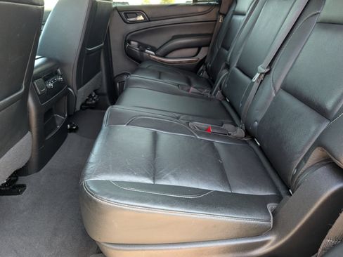 Used 2020 Chevrolet Tahoe LT RWD image 16