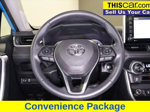Used 2019 Toyota RAV4 XLE Premium FWD image 15