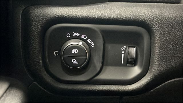 Certified 2023 RAM 1500 Big Horn AWD/4WD image 40