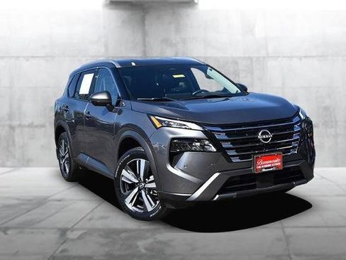 Certified 2024 Nissan Rogue SL image 2