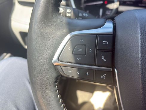 Used 2021 Toyota Highlander Limited AWD/4WD image 15