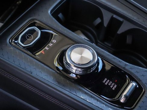 New 2025 Jeep Wagoneer S Limited image 19