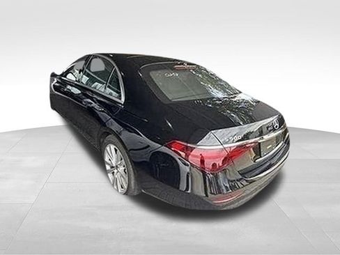 Used 2025 Mercedes-Benz S 500 4MATIC image 4