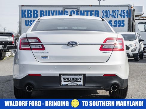 Used 2013 Ford Taurus SEL image 5