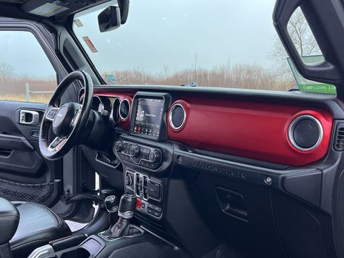 Used 2020 Jeep Wrangler Unlimited Rubicon image 34