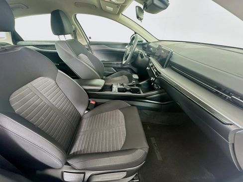 Used 2025 Kia K5 LXS image 29