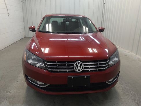 Used 2015 Volkswagen Passat 1.8T SEL Premium image 14