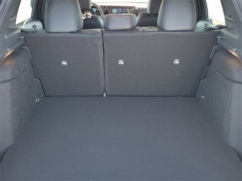 New 2025 Nissan Kicks SR image 20