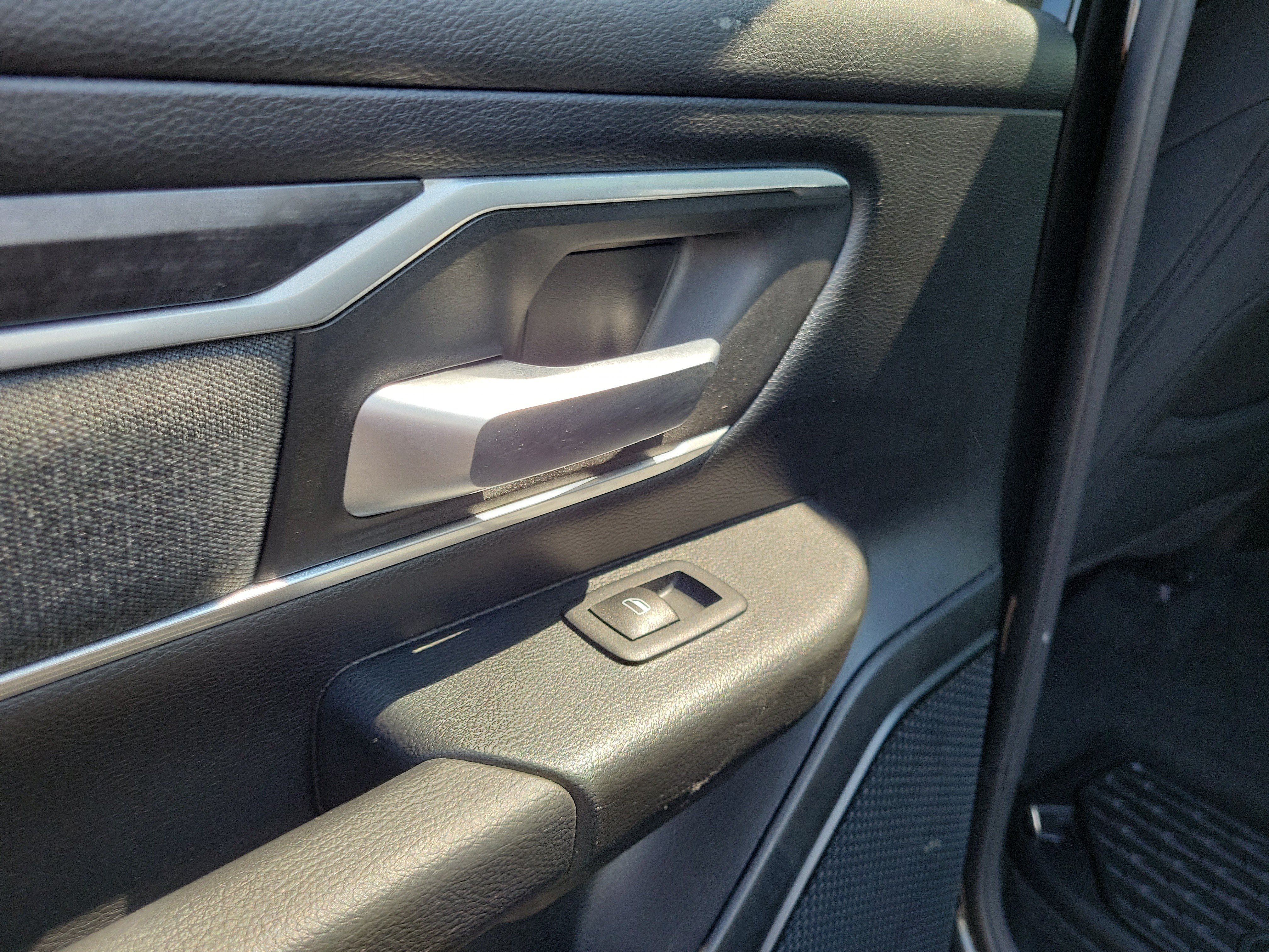 Used 2021 RAM 1500 Big Horn AWD/4WD image 13