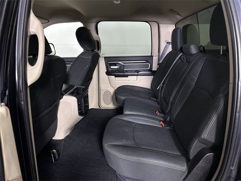 Used 2020 RAM 2500 Big Horn w/ Level 1 Equipment Group image 25