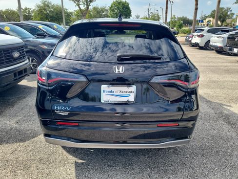 Used 2026 Honda HR-V EX-L image 6