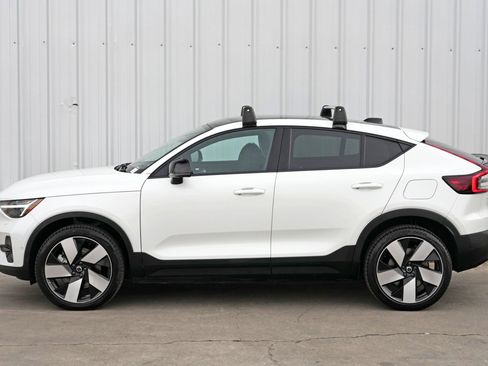 Used 2023 Volvo C40 P8 Recharge Ultimate w/ Protection Package Premier image 46