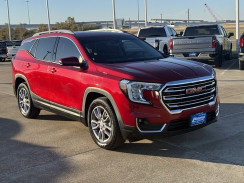 Used 2022 GMC Terrain SLT w/ Infotainment Package II image 5