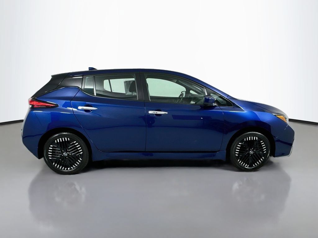 Used 2024 Nissan Leaf SV Plus FWD image 8