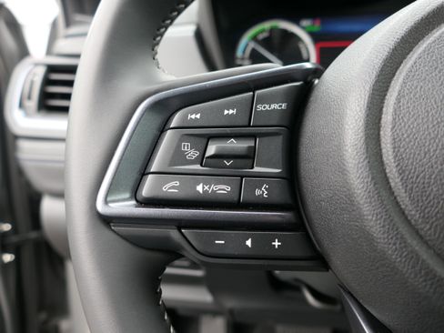 Certified 2025 Subaru Forester Limited w/ Popular Package image 13