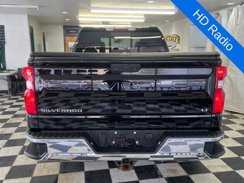 Used 2021 Chevrolet Silverado 1500 LT w/ Convenience Package II image 13