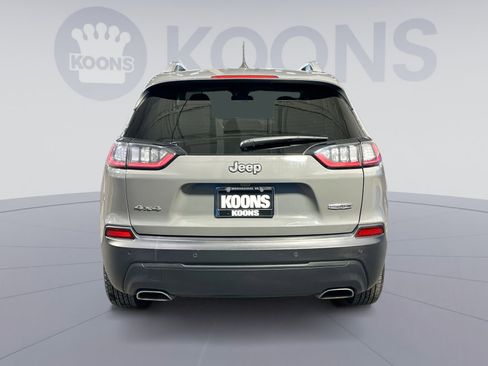 Used 2019 Jeep Cherokee Latitude Plus w/ Comfort/Convenience Group image 5