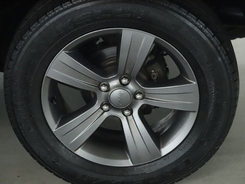Used 2016 Jeep Patriot Sport w/ Power Value Group AWD/4WD image 36