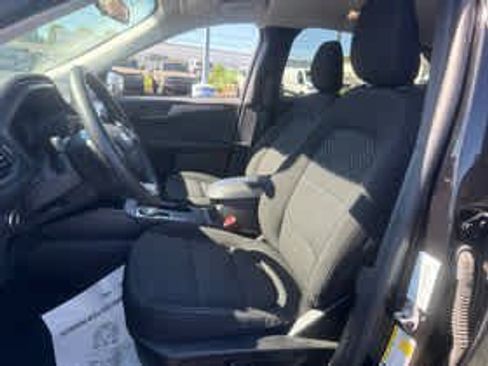 Used 2023 Ford Escape Active AWD/4WD image 9