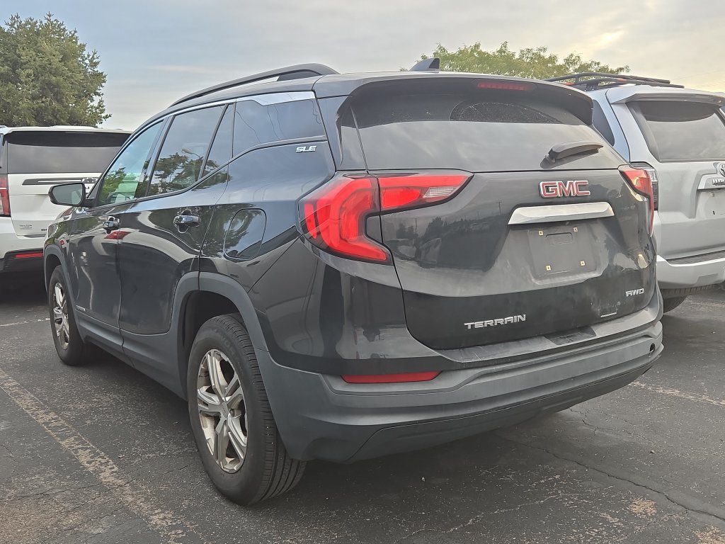 Used 2018 GMC Terrain SLE w/ Driver Convenience Package AWD/4WD image 4