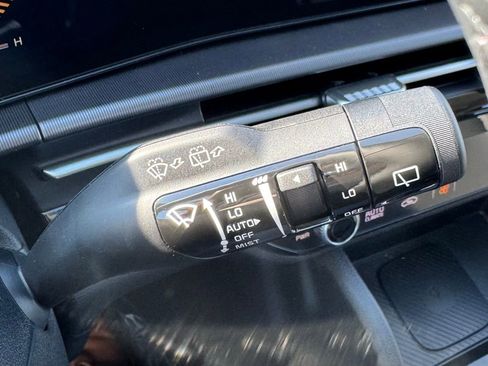 New 2026 Kia Sportage EX w/ EX Panorama Roof Package image 18