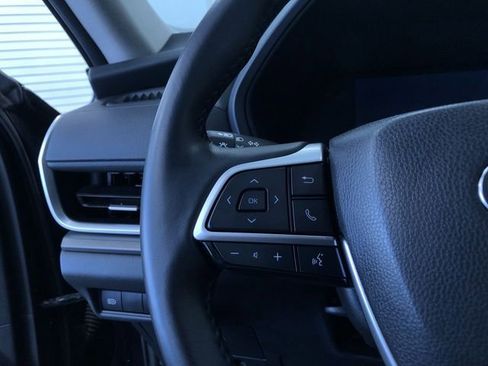 Used 2025 Toyota Grand Highlander AWD image 28