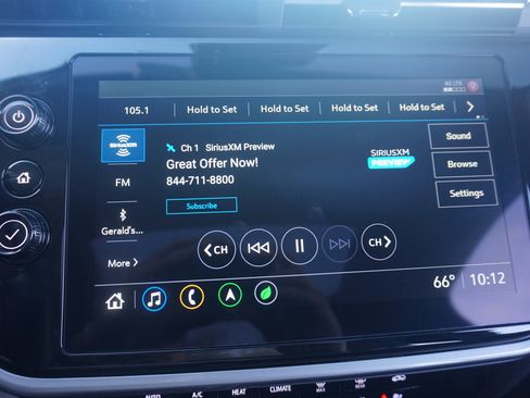 Used 2022 Chevrolet Bolt EUV Premier w/ Launch Edition image 29