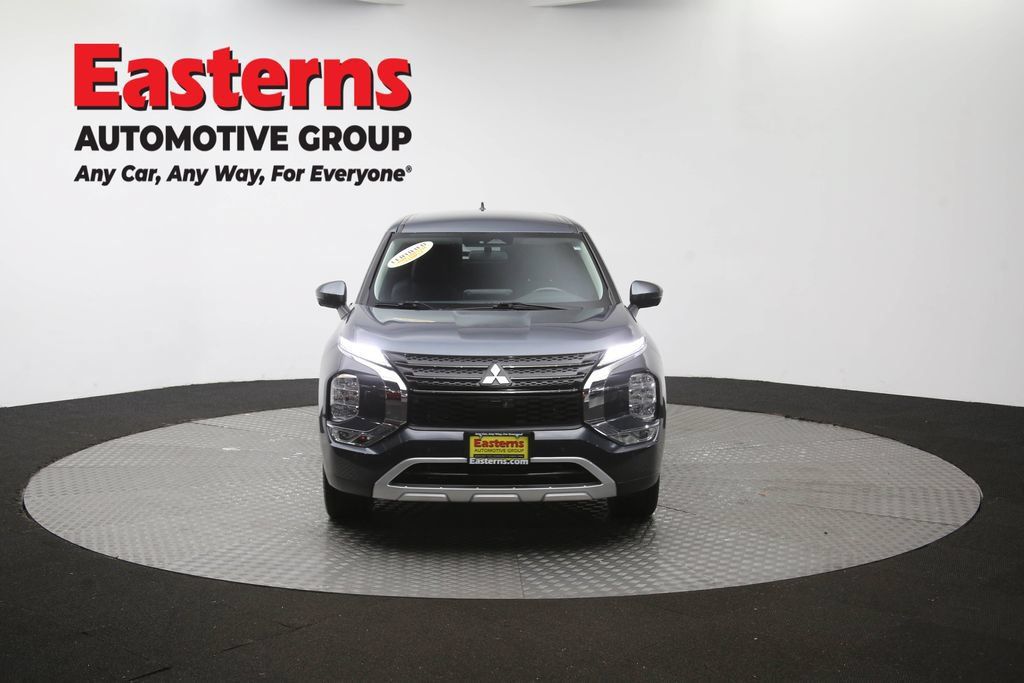 Used 2024 Mitsubishi Outlander SE AWD/4WD image 54