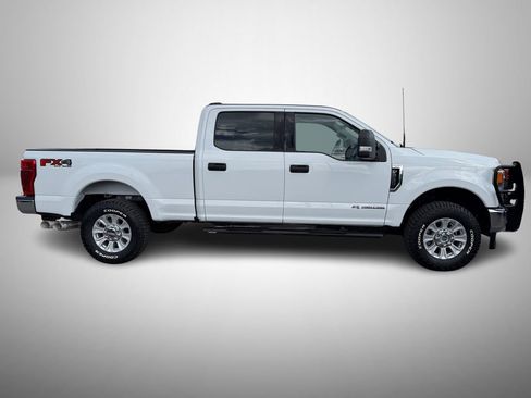 Used 2022 Ford F250 XLT w/ FX4 Off-Road Package AWD/4WD image 5