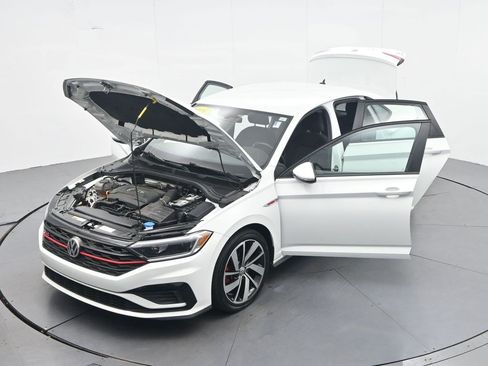Used 2019 Volkswagen Jetta GLI FWD image 42