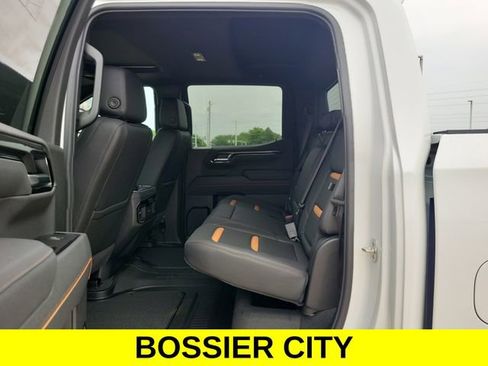 New 2026 GMC Sierra 1500 AT4 AWD/4WD image 9