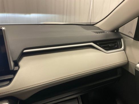 Used 2024 Toyota RAV4 XLE image 26