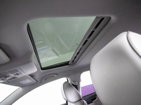 Used 2018 Volkswagen Passat 2.0T SE image 27