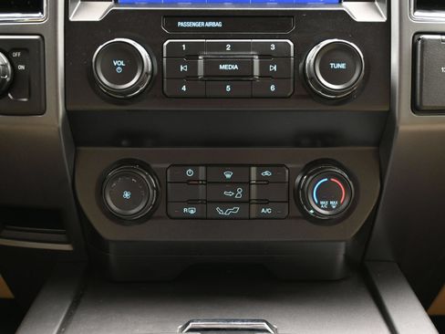 Used 2020 Ford F150 XLT w/ Equipment Group 301A Mid RWD image 37