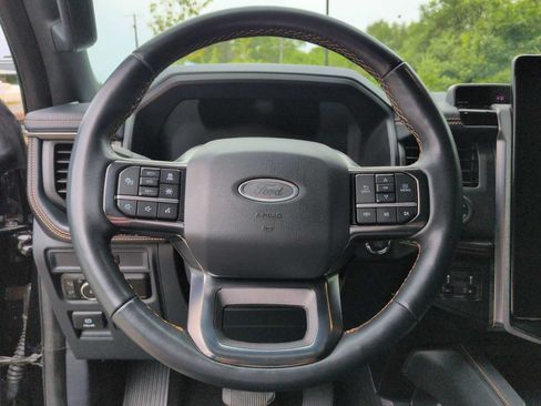 Used 2024 Ford Expedition Platinum AWD/4WD image 24